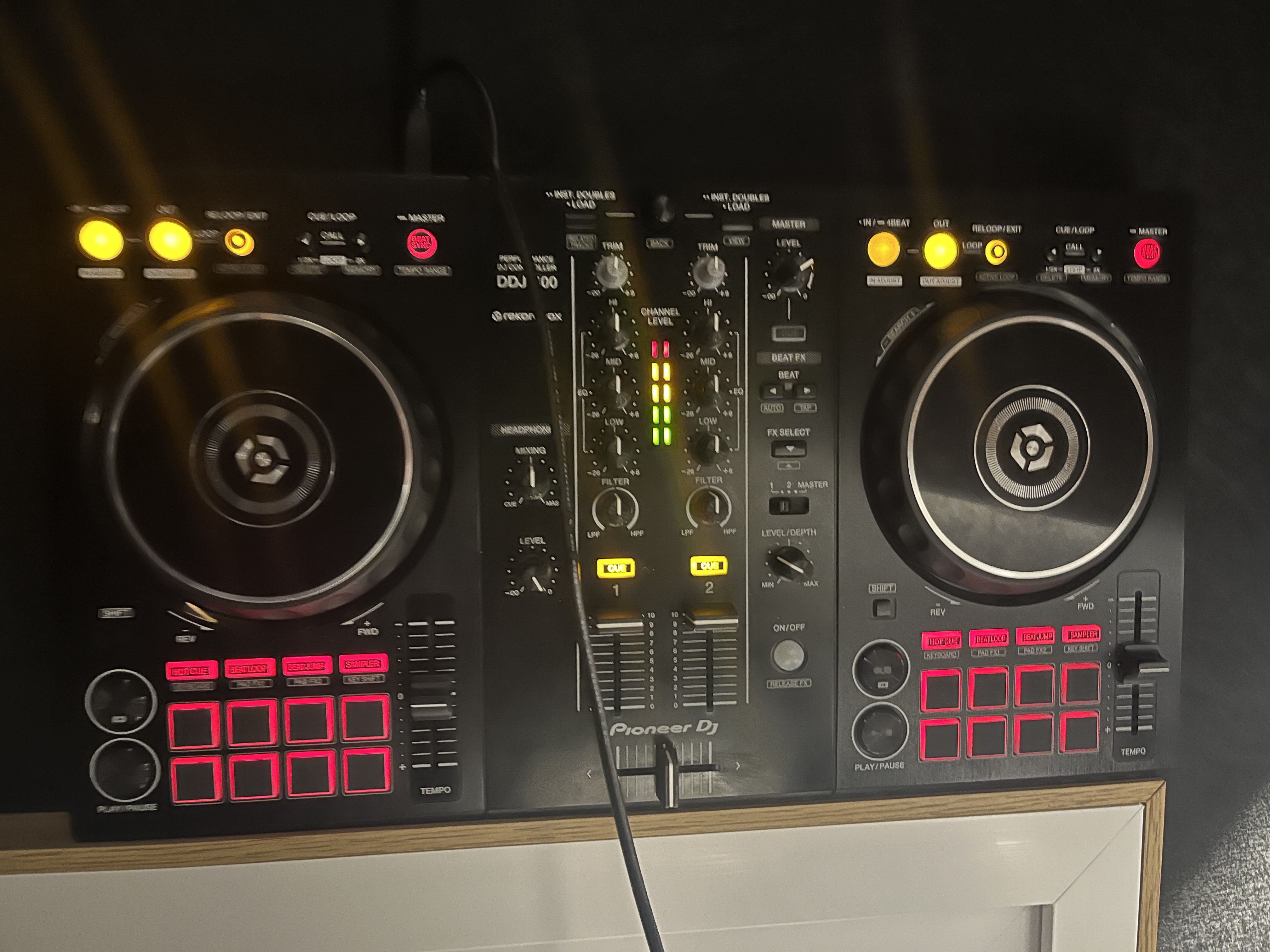 DDJ-400